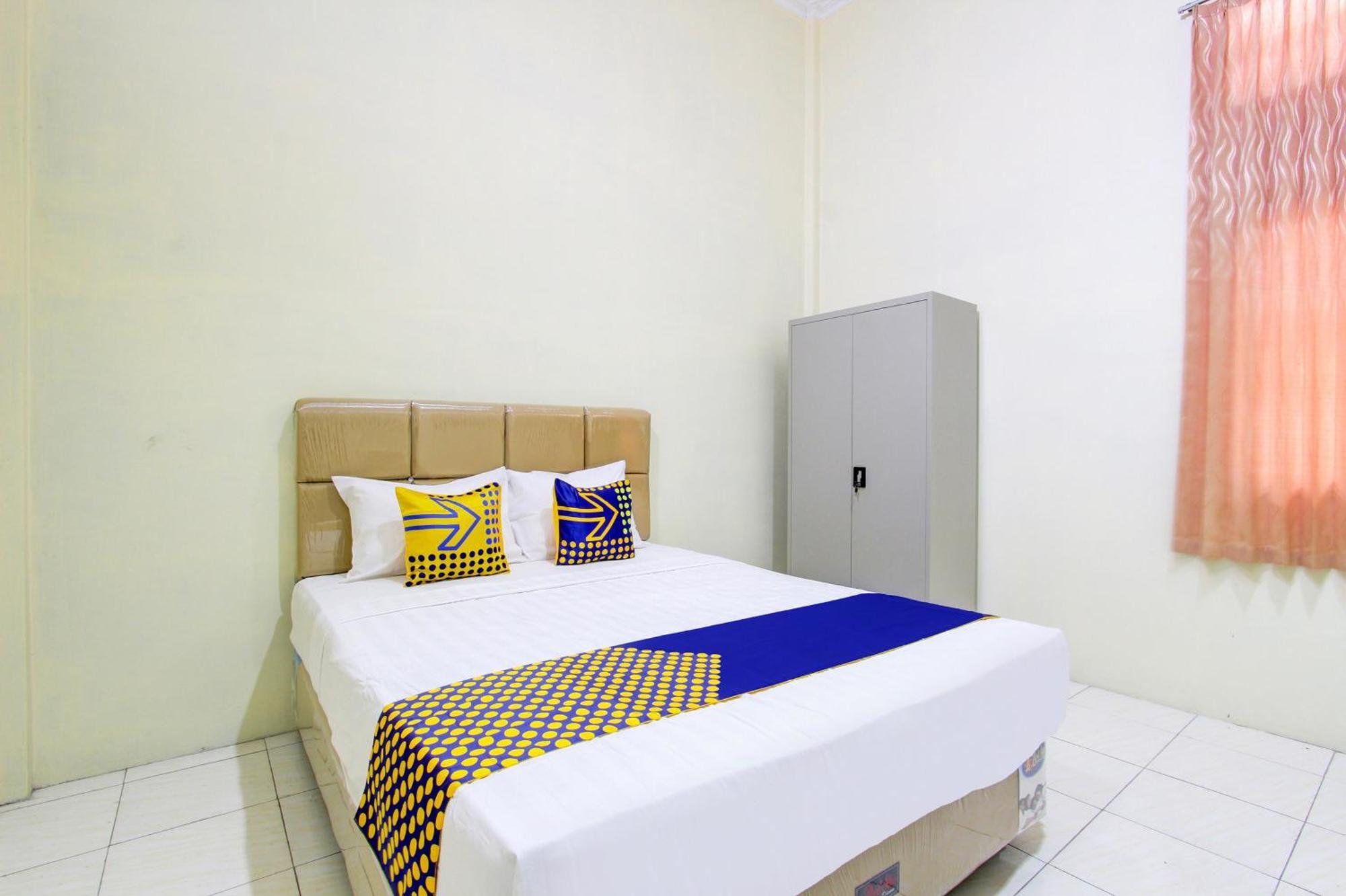 Spot On 93245 Guest House Mulia Dua Syariah Klaten Kültér fotó