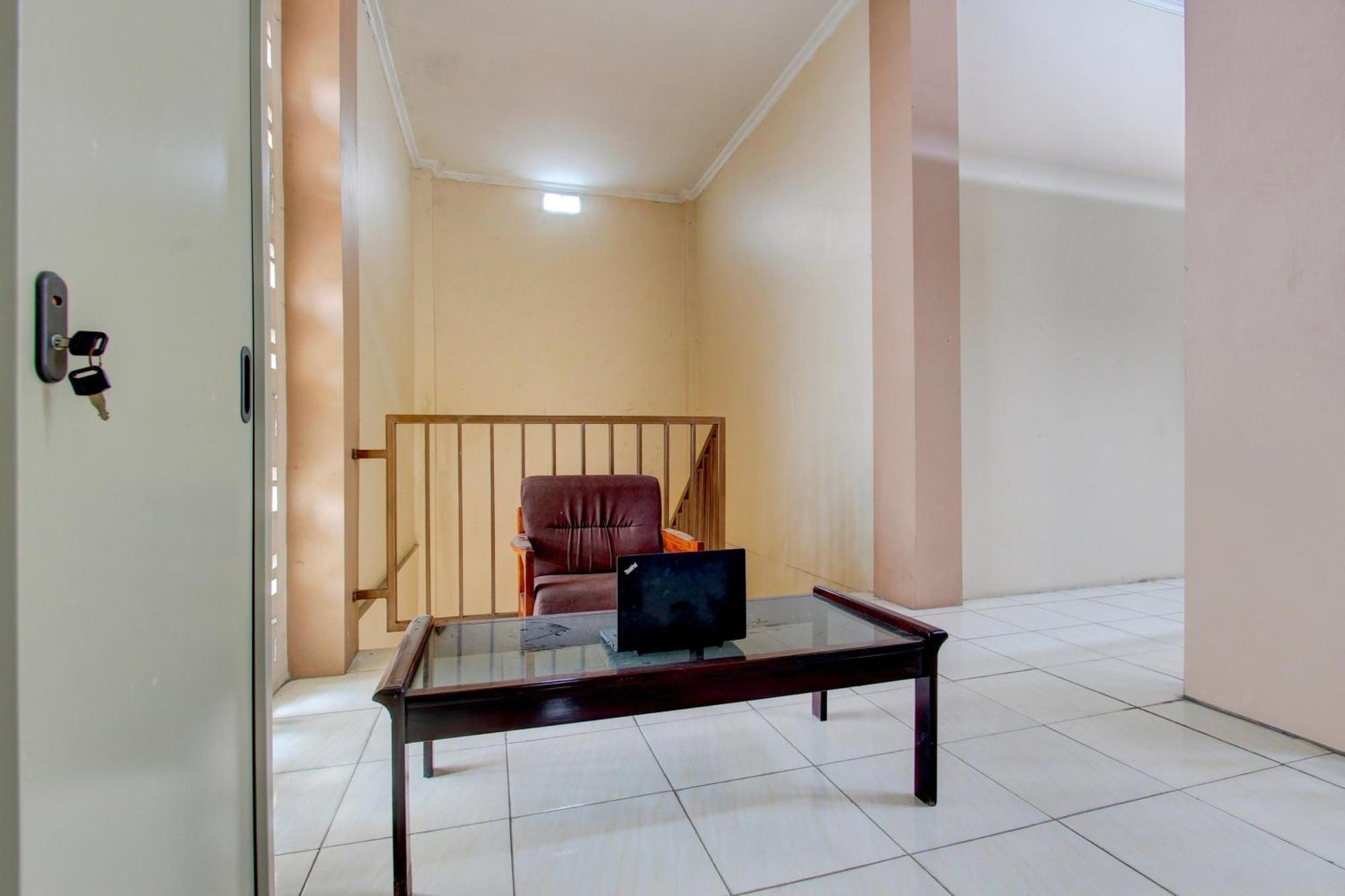 Spot On 93245 Guest House Mulia Dua Syariah Klaten Kültér fotó